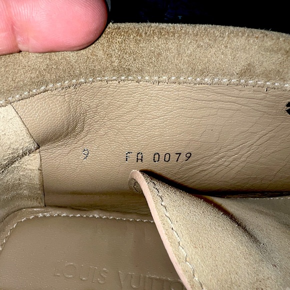 Authentic Louis Vuitton Chukka boot with Orange Logo Driving Sole Men’s 9 - Picture 9 of 16